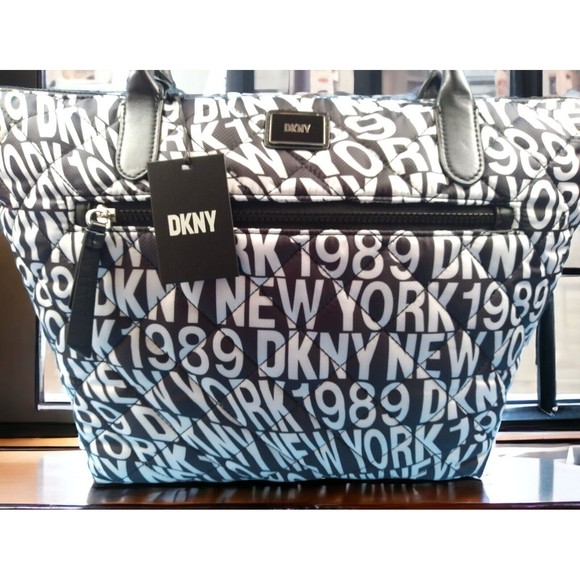 NWT DKNY Womens LYLA Quilted Black White Softshell Zip Large Shopper Tote Gift - Picture 2 of 15